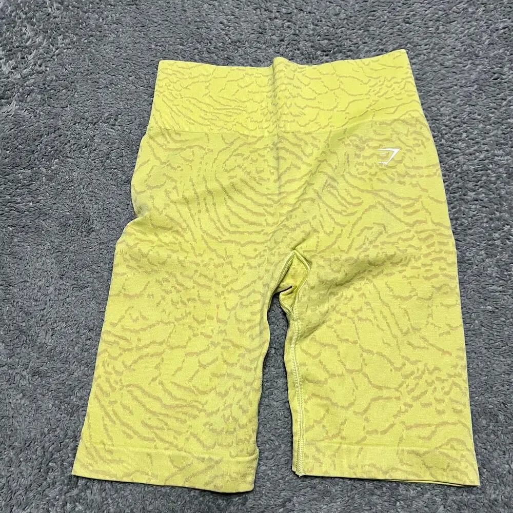 Gymshark Shorts Womens Medium Adapt Animal Printed Long Scrunch